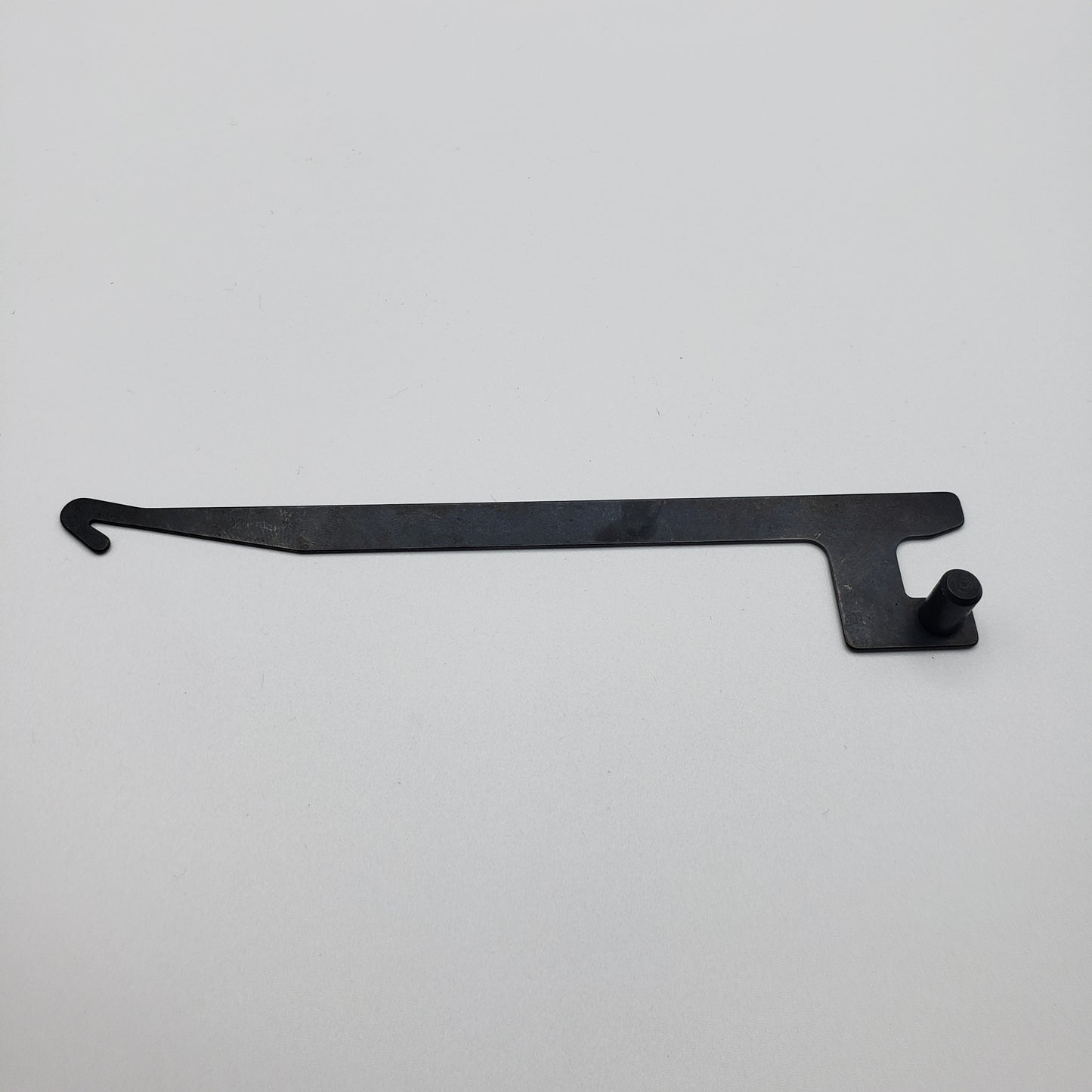 SWF_UPPER THREAD CATCHER (HB)_L135.8