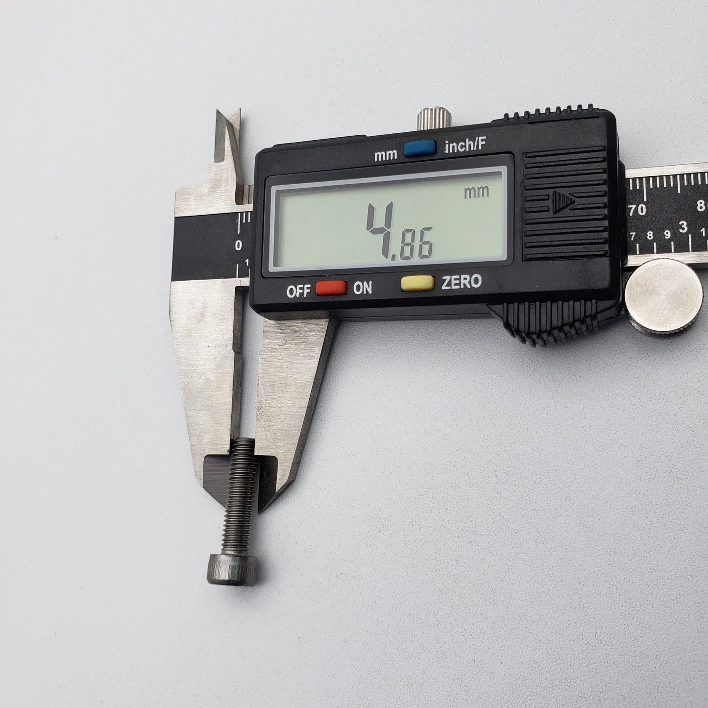 SWF_PLUS SCREW (M5*L15)