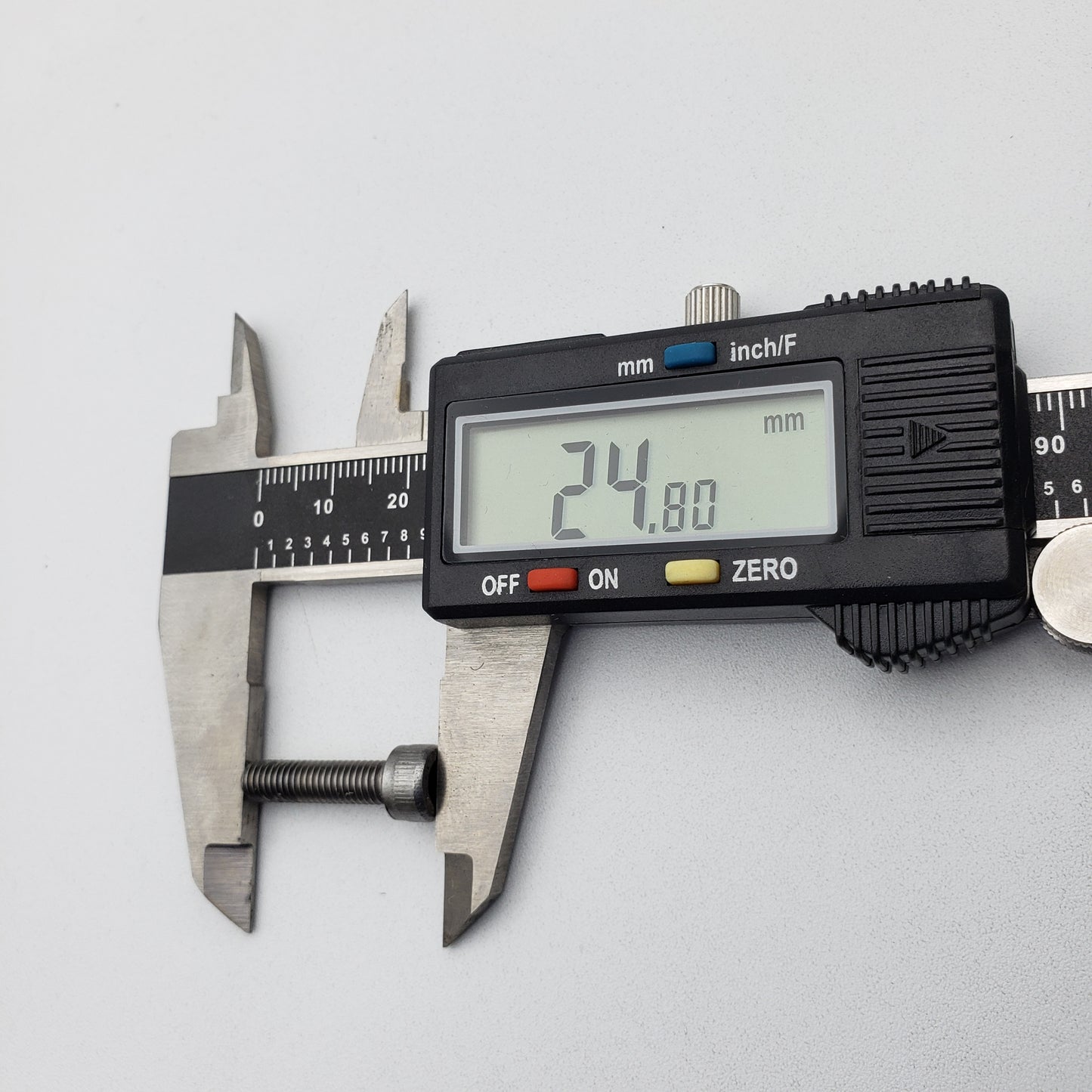SWF_PLUS SCREW (M5*L15)