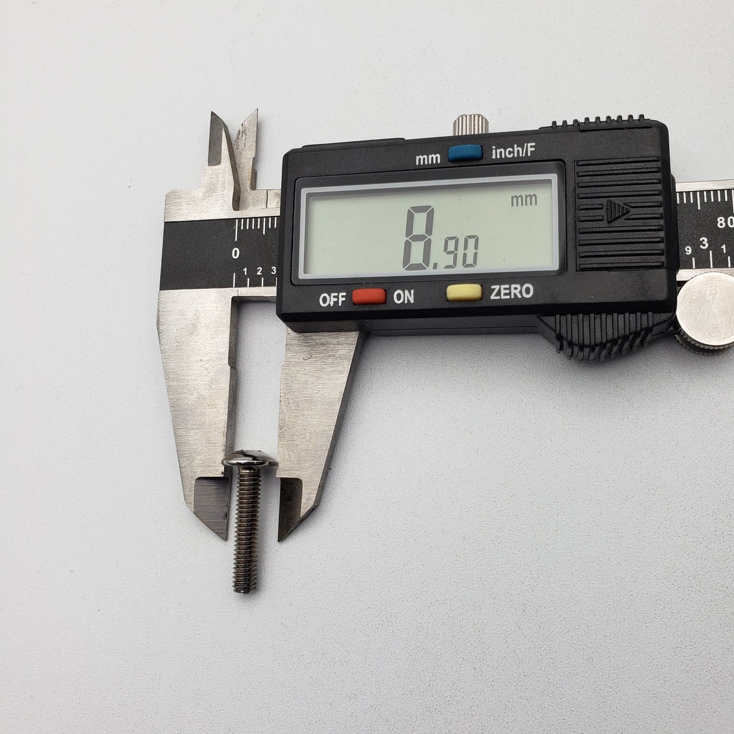 SWF_PLUS SCREW (M4xL20)