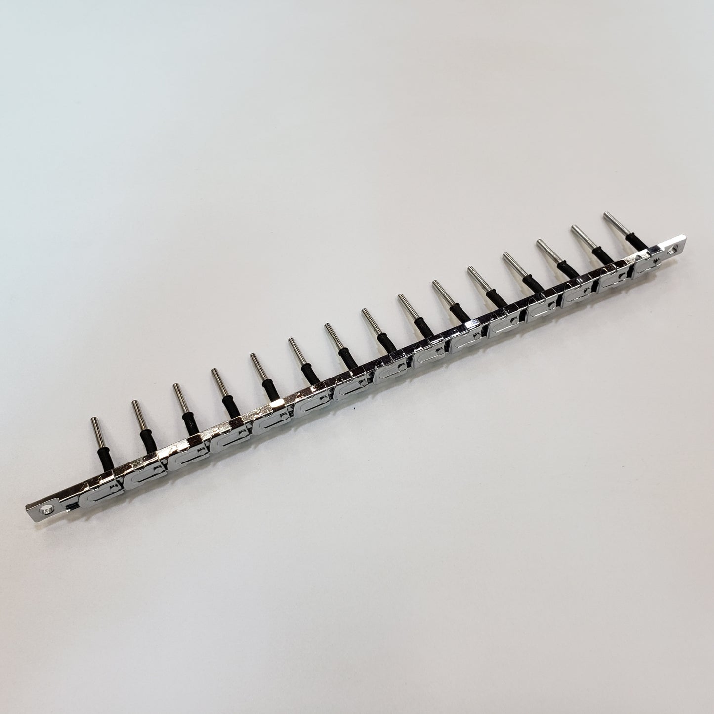 SWF_UPPER THREAD HOLDER 15C