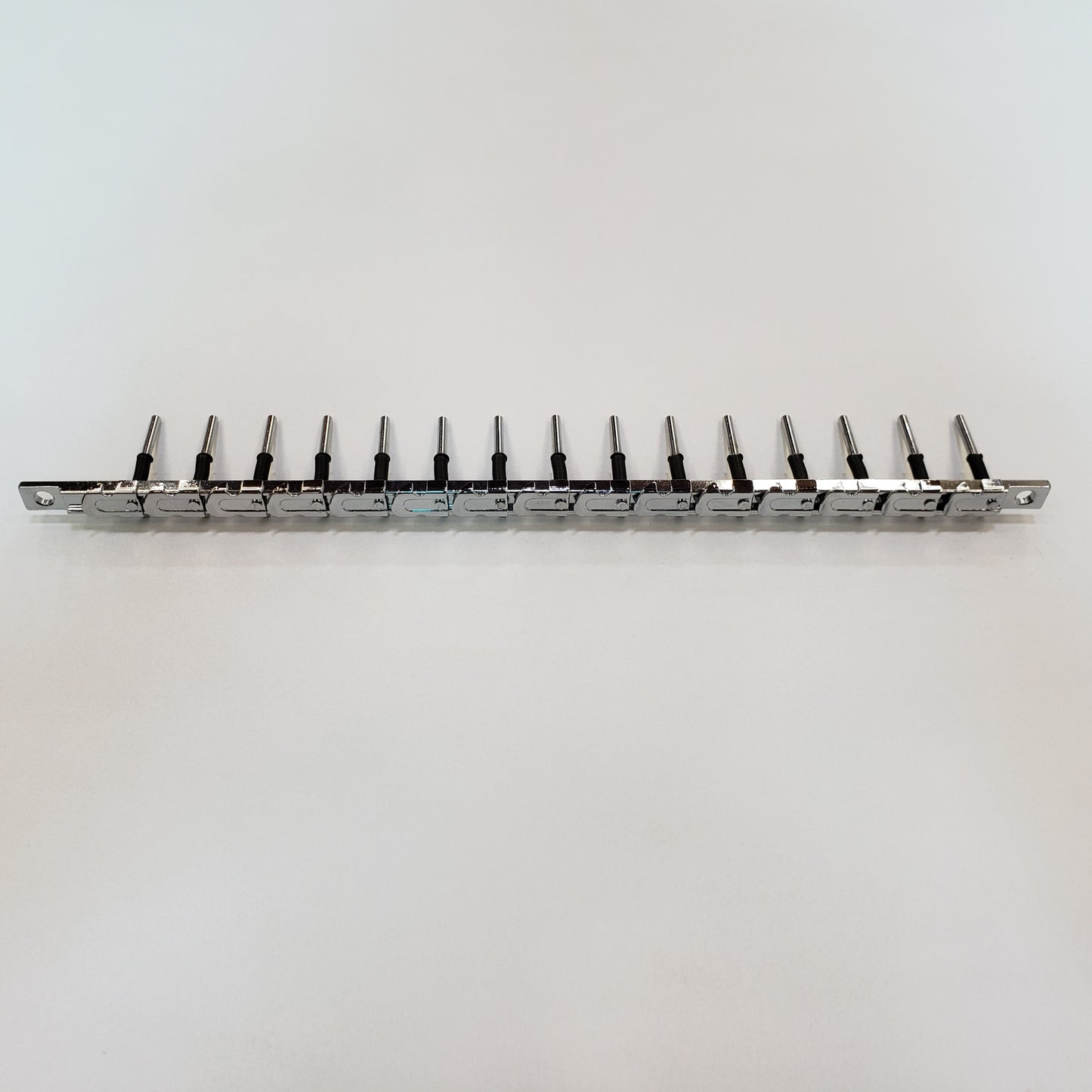 SWF_UPPER THREAD HOLDER 15C