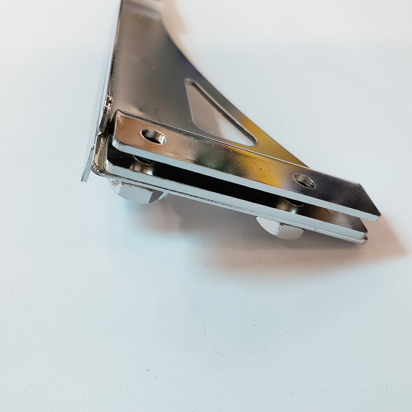 SWF_TUBULAR FRAME ATTACHMENT (R)