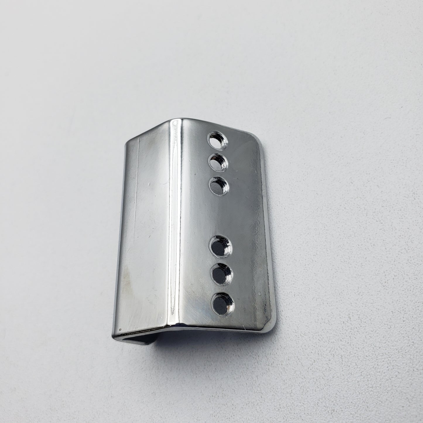 SWF_CAP NEEDLE PLATE GUIDE BRACKET (L)