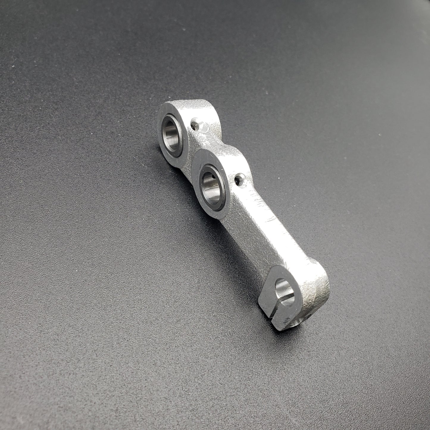 SWF_NEEDLE BAR DRIVE LEVER (44.5mm (KS, SB7-Series))