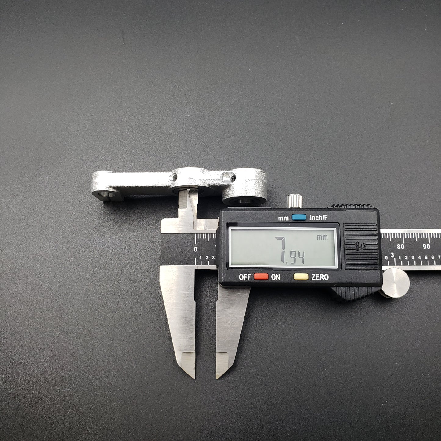 SWF_NEEDLE BAR DRIVE LEVER (44.5mm (KS, SB7-Series))