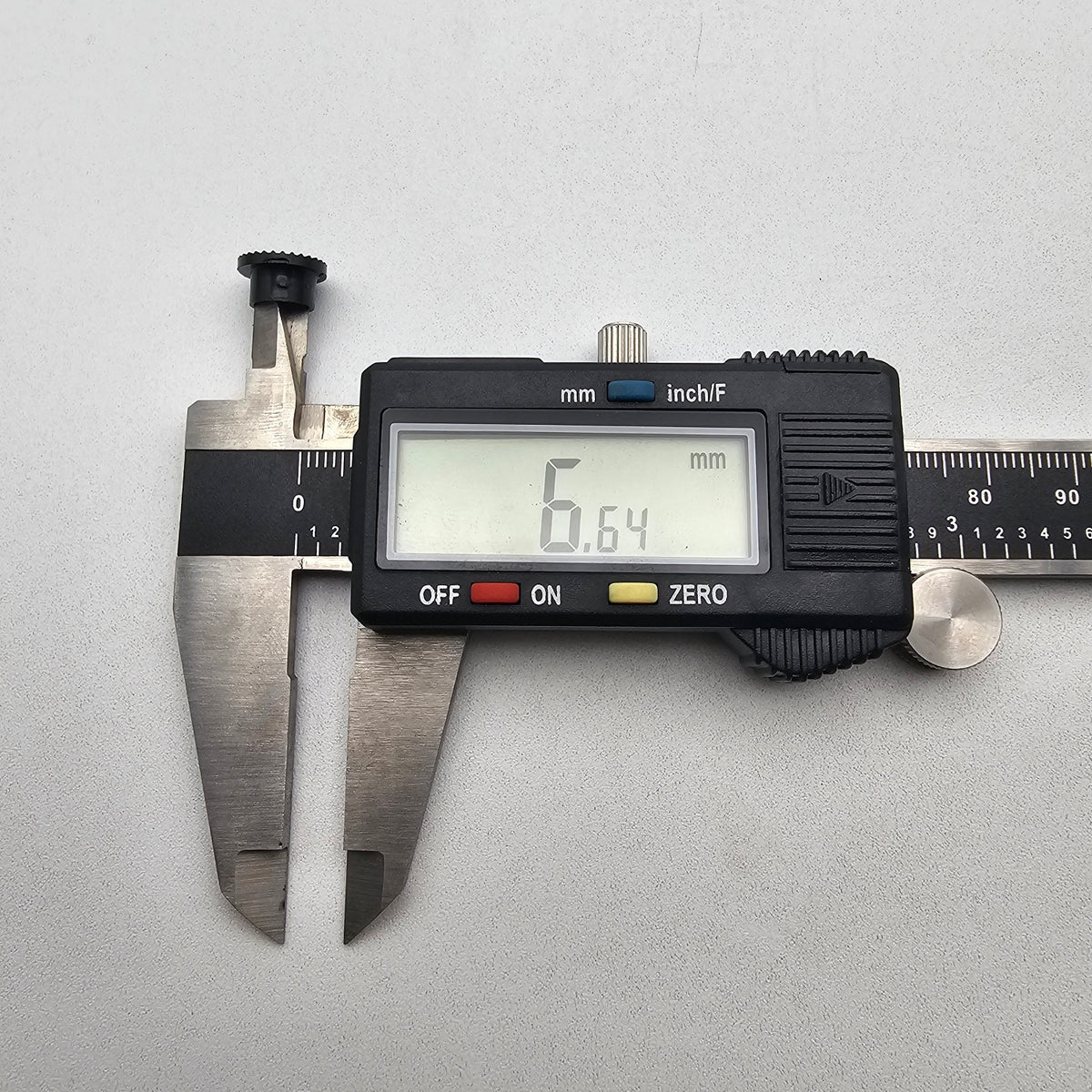 SWF_TENSION SPRING STOPPER