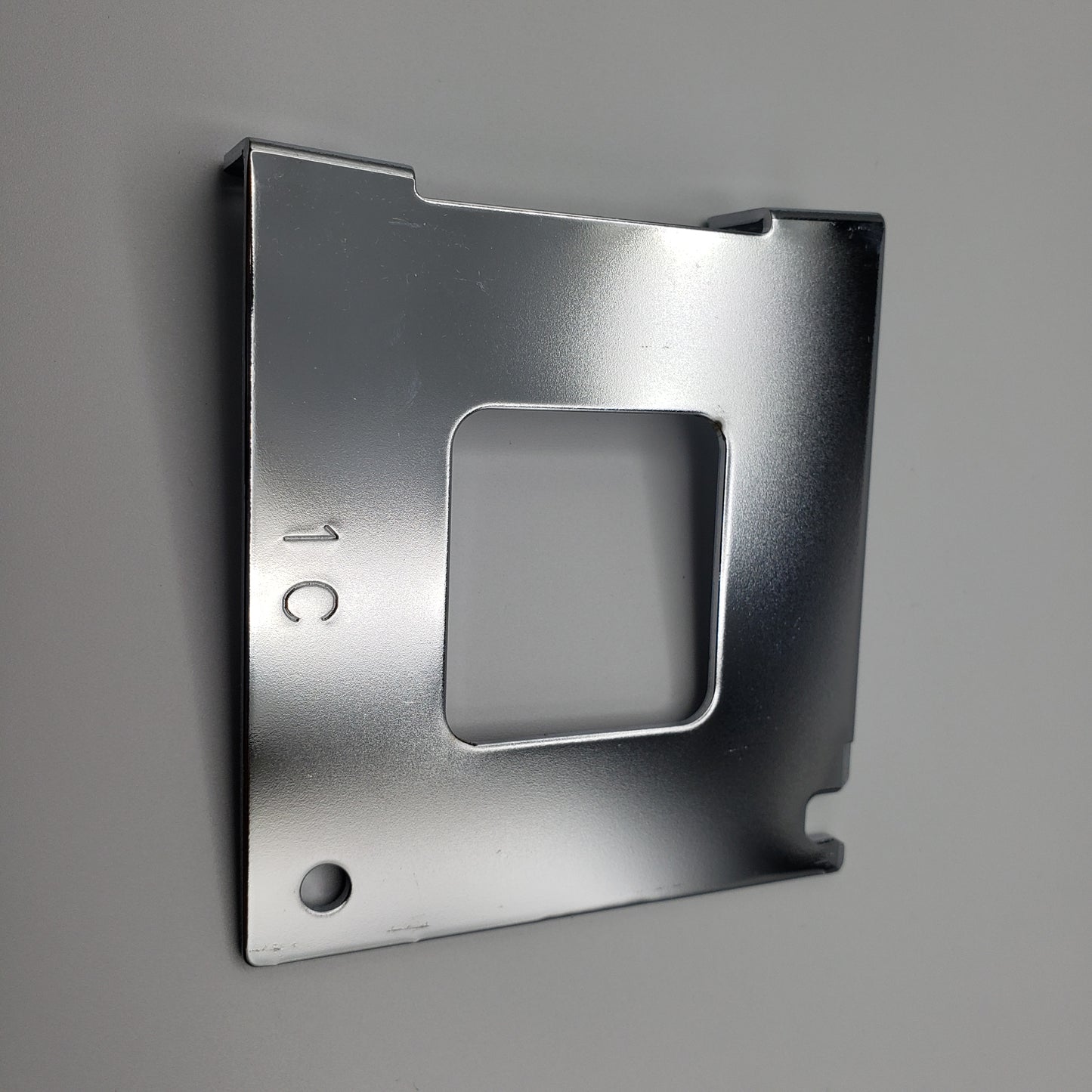 SWF_TSF HOLDER(B6) RIGHT_COMPACT
