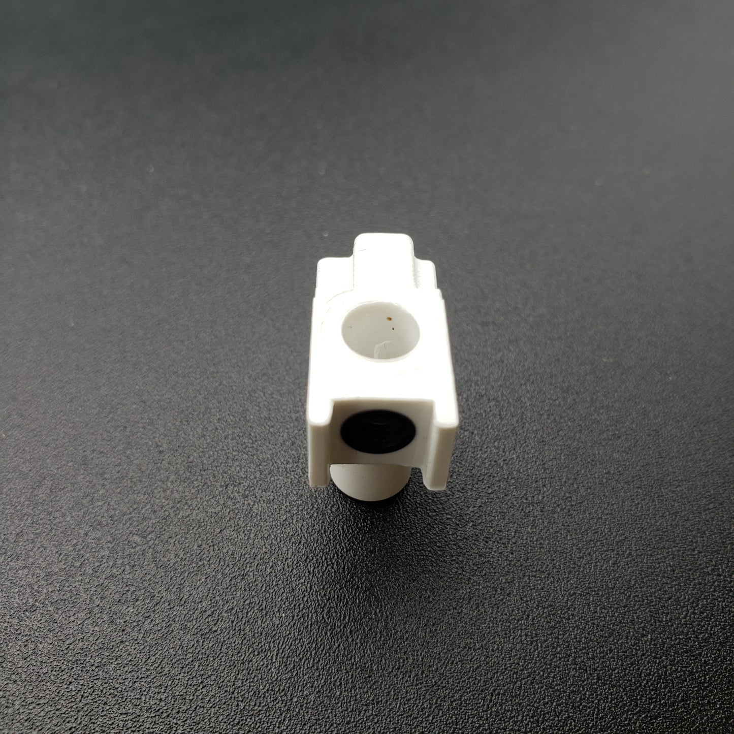 SWF_PRESSER FOOT HOLDER (SA)