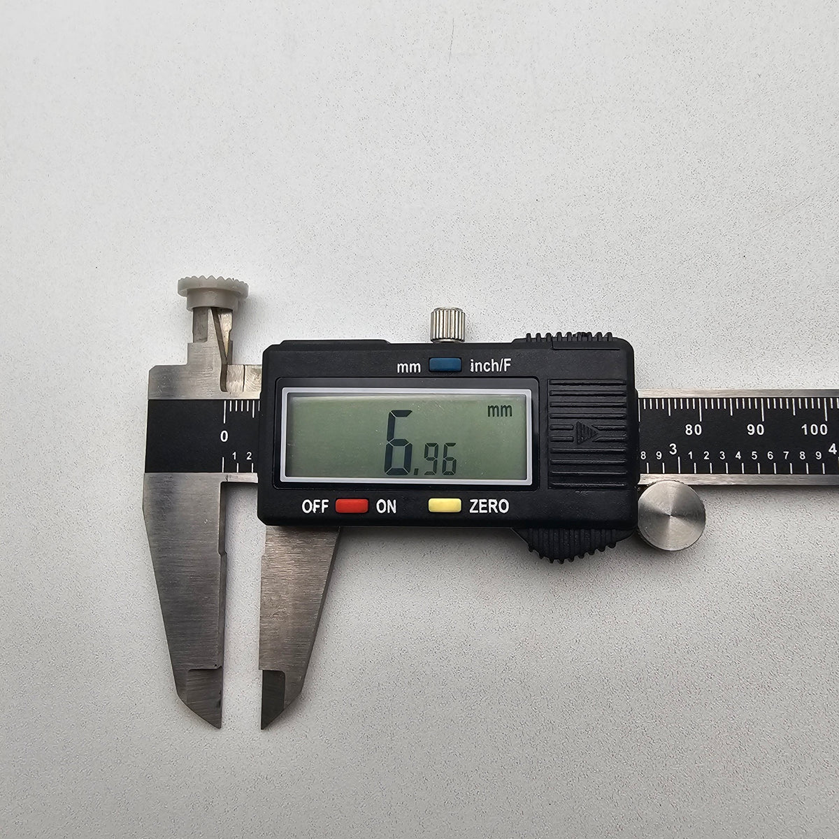SWF_TENSION SPRING STOPPER