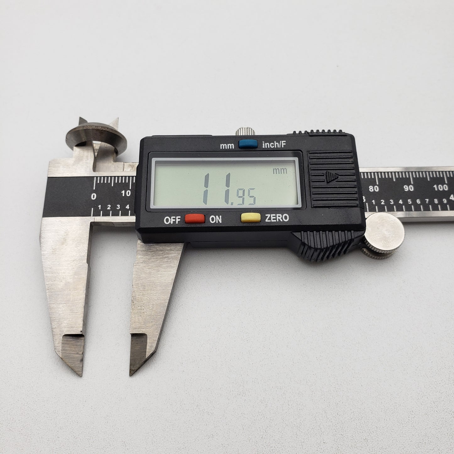 SWF_X-AXIS ROLLER GUIDE (#703031)