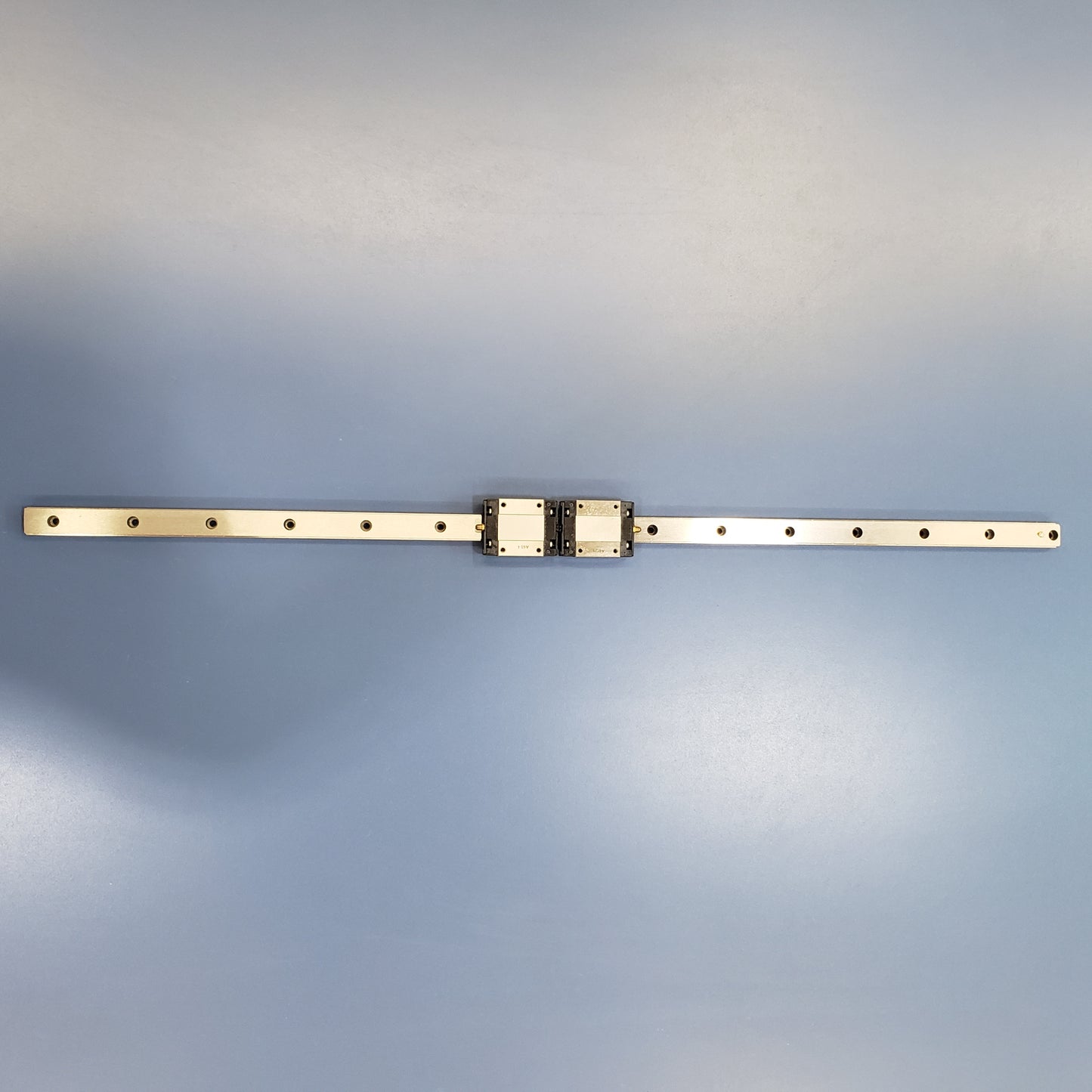 SWF_LM GUIDE-Y MCM15M2UU,580L