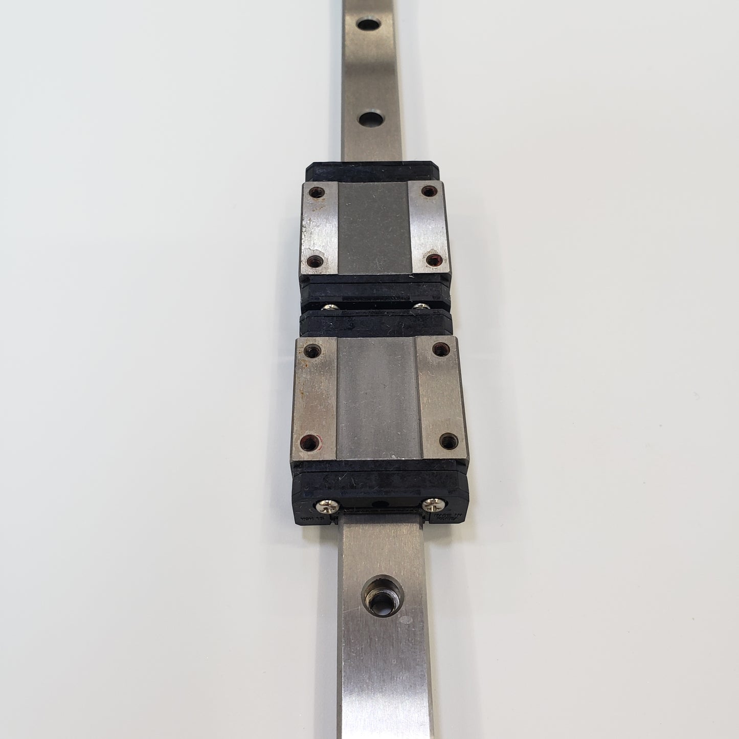 SWF_LM GUIDE-Y MCM15M2UU,580L