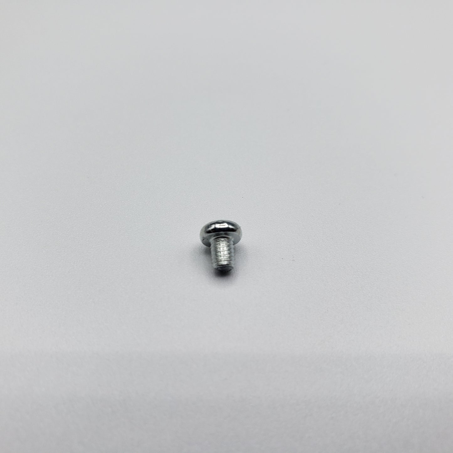 SWF_PLUS SCREW [M3xL4]