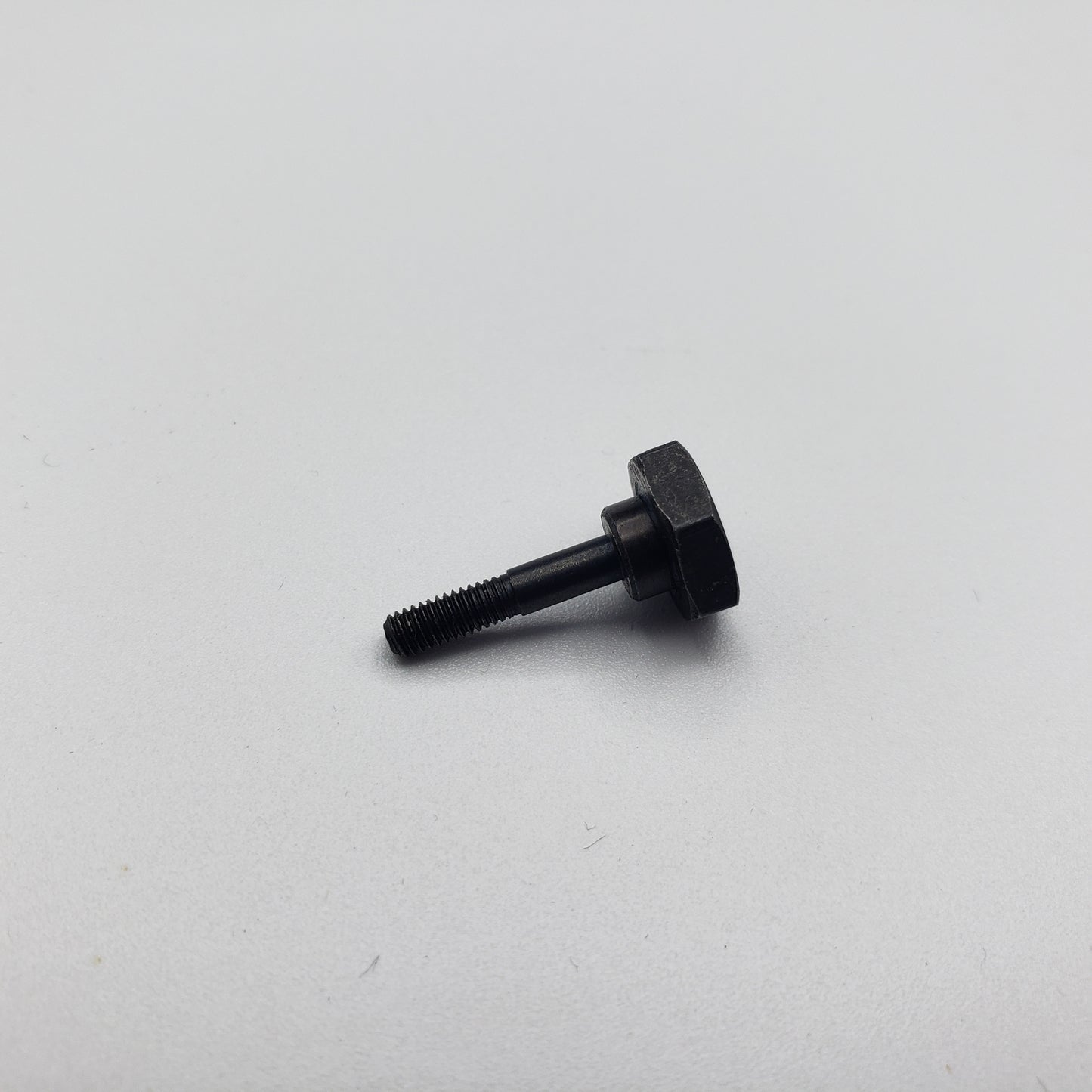 SWF_STUD SCREW