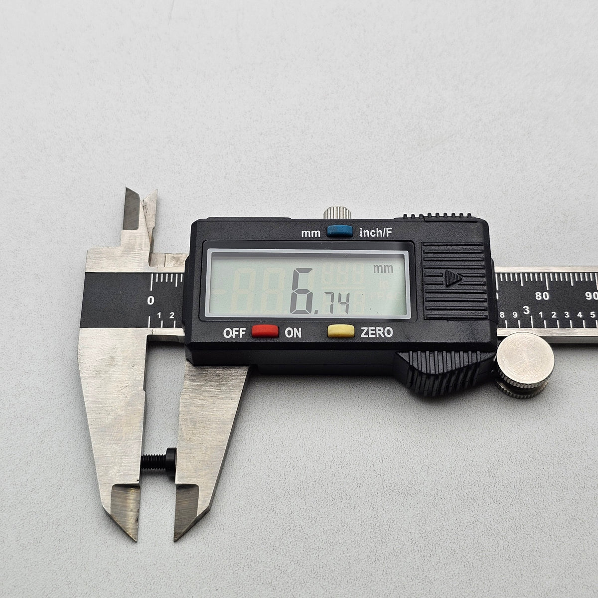 SWF_PRESSER FOOT SCREW (M3xL5 _ WASHER SET)